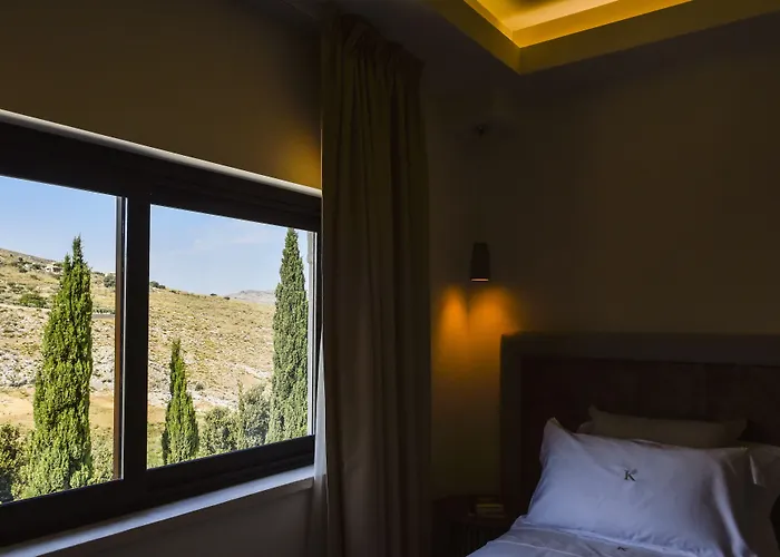 Kete Deluxe Bed & Breakfast