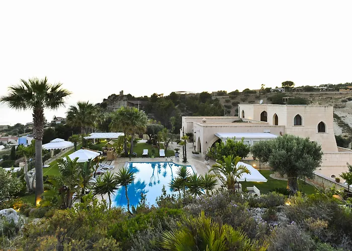 Kete Deluxe Bed & Breakfast 4*