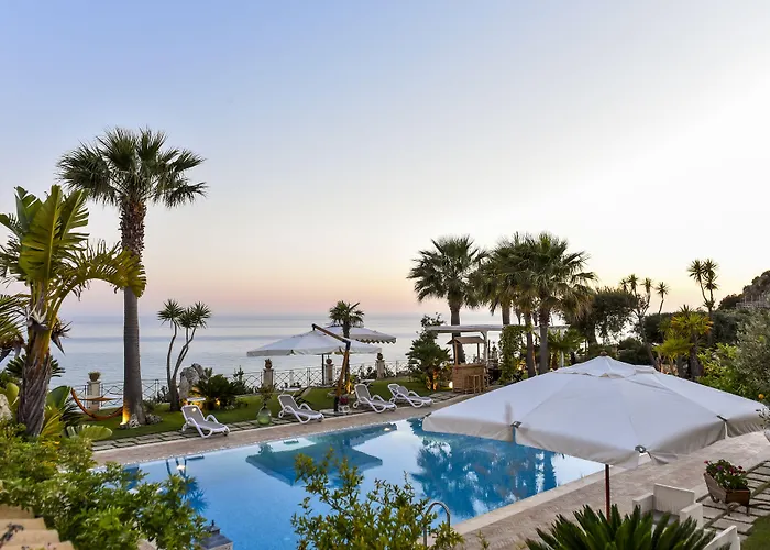 Kete Deluxe Bed & Breakfast 4*