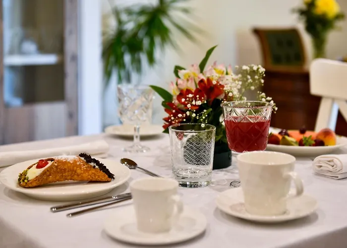 Kete Deluxe Bed & Breakfast 4*