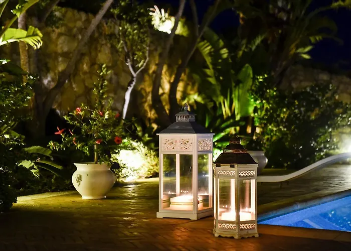 Kete Deluxe Bed & Breakfast 4*